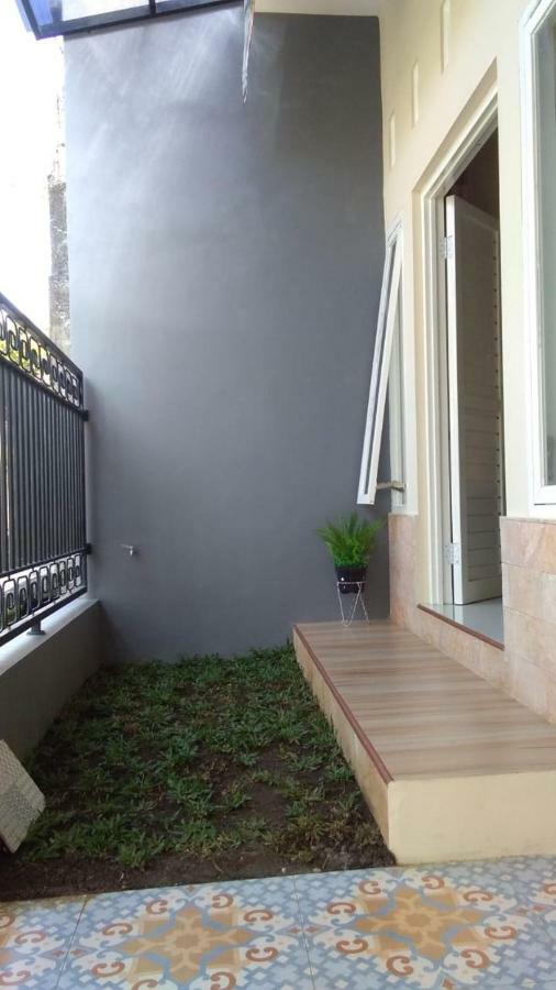 Homestay Wahyudi 1 syariah Tlekung Bagian luar foto